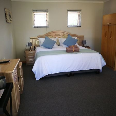 The Village Lodge Stormsrivier Exterior foto